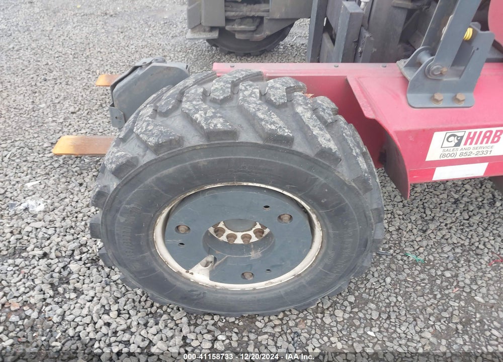 2015 MOFFETT 5000 TRUCK MOUNTED VIN: XO300008