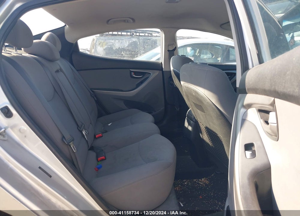 2016 HYUNDAI ELANTRA SE VIN: 5NPDH4AE7GH736054