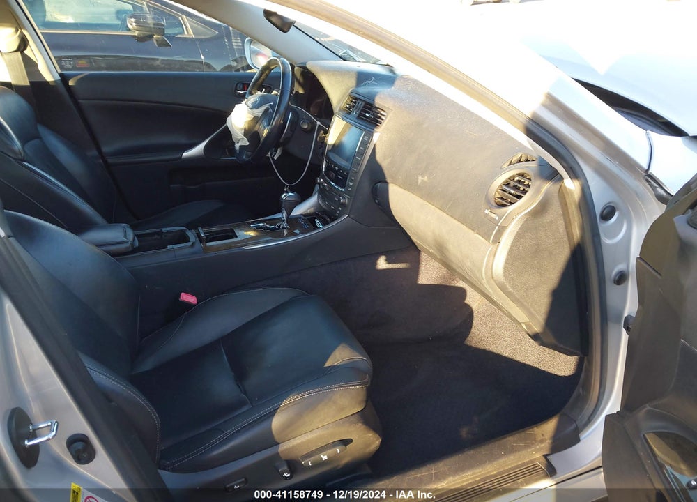 2009 LEXUS IS 250 VIN: JTHBK262795104765