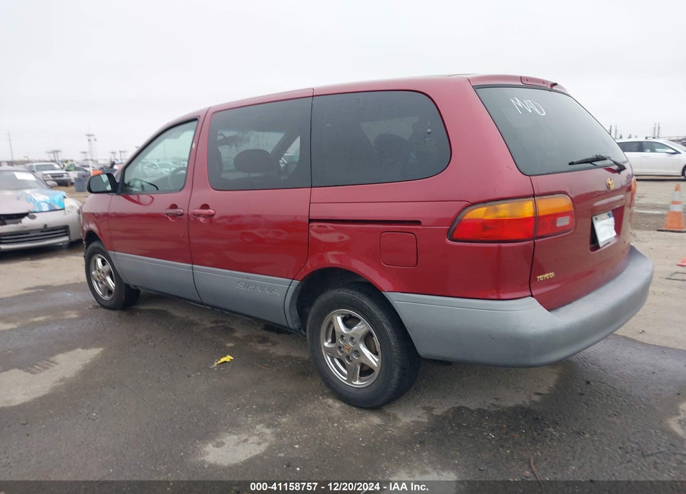 1998 TOYOTA SIENNA LE VIN: 4T3ZF13C4WU008284