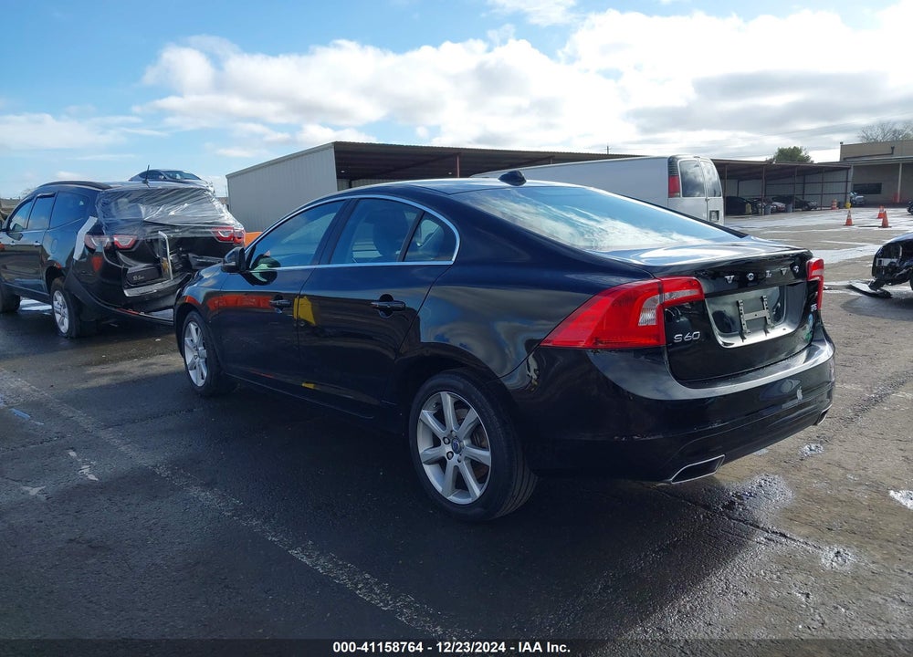 2016 VOLVO S60 T5 DRIVE-E PREMIER VIN: YV126MFK2G2401582
