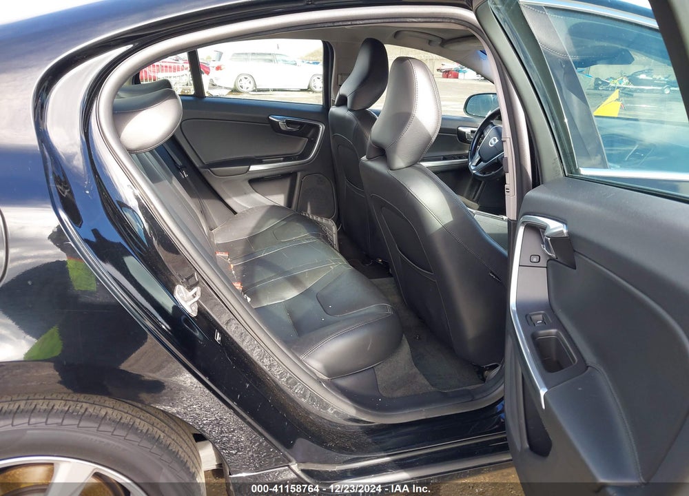 2016 VOLVO S60 T5 DRIVE-E PREMIER VIN: YV126MFK2G2401582
