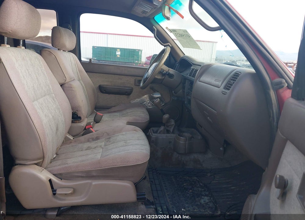 1998 TOYOTA TACOMA VIN: 4TAWM72N8WZ090871