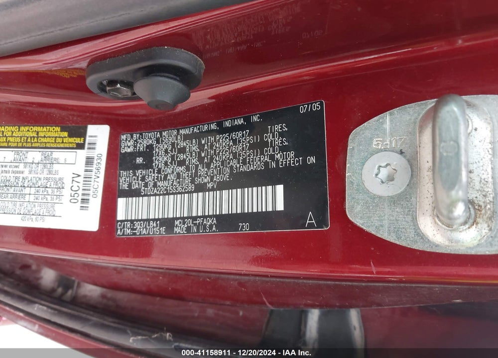 2005 TOYOTA SIENNA XLE VIN: 5TDZA22C15S362589