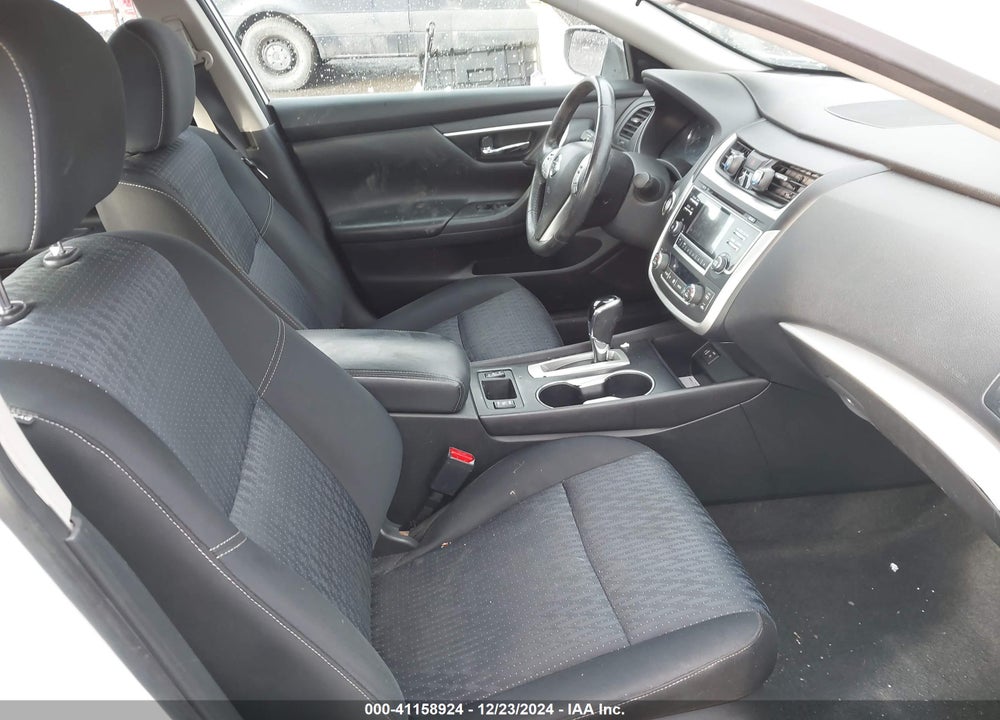 2016 NISSAN ALTIMA VIN: 1N4AL3AP3GN306279