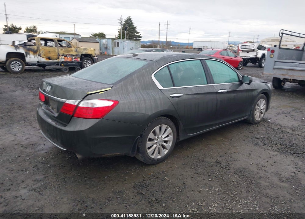 2015 HONDA ACCORD VIN: 1HGCR2F86FA047971