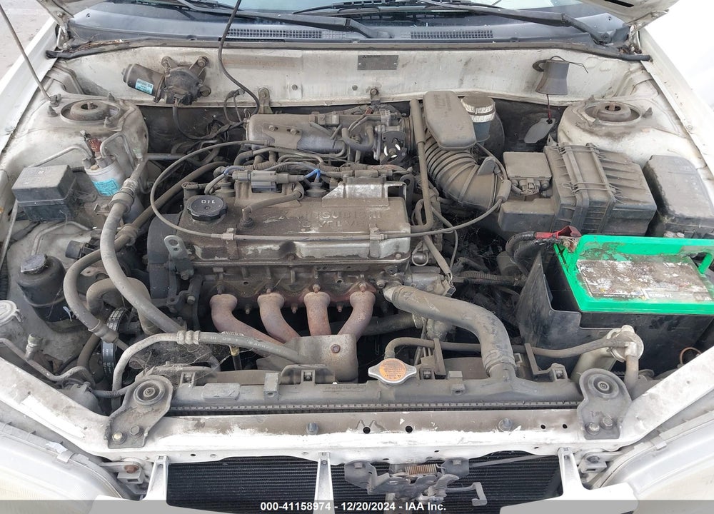 2000 MITSUBISHI MIRAGE VIN: JA3AY26C7YU017939