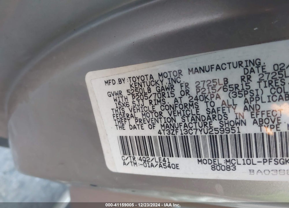 2000 TOYOTA SIENNA XLE VIN: 4T3ZF13C7YU259951