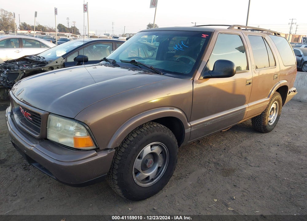 1998 GMC JIMMY SLS VIN: 1GKCS13W1W2562133