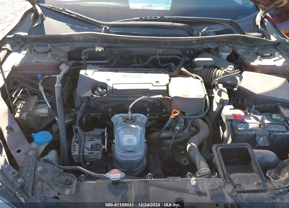 2016 HONDA ACCORD VIN: 1HGCR2F38GA156017