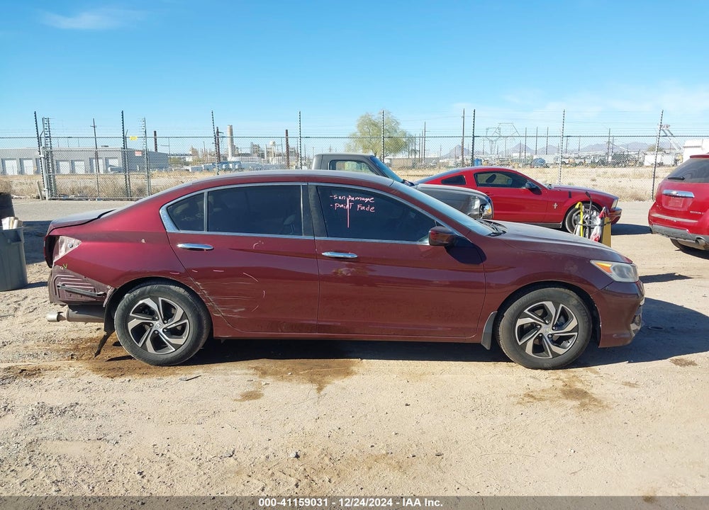 2016 HONDA ACCORD VIN: 1HGCR2F38GA156017