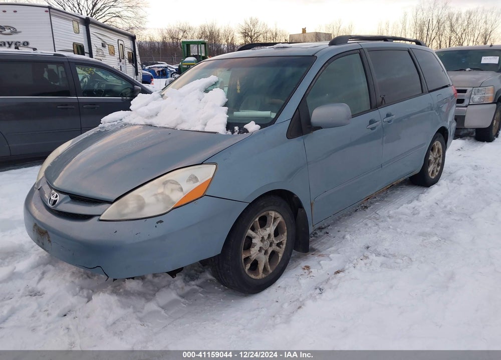 2008 TOYOTA SIENNA XLE VIN: 5TDZK22C08S183624
