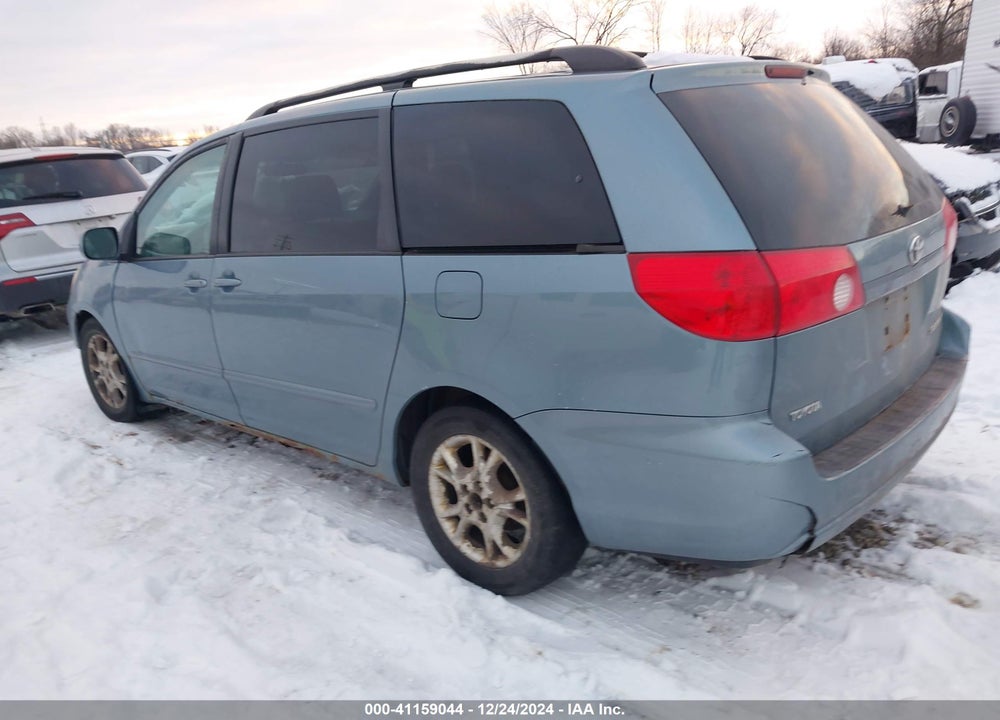 2008 TOYOTA SIENNA XLE VIN: 5TDZK22C08S183624