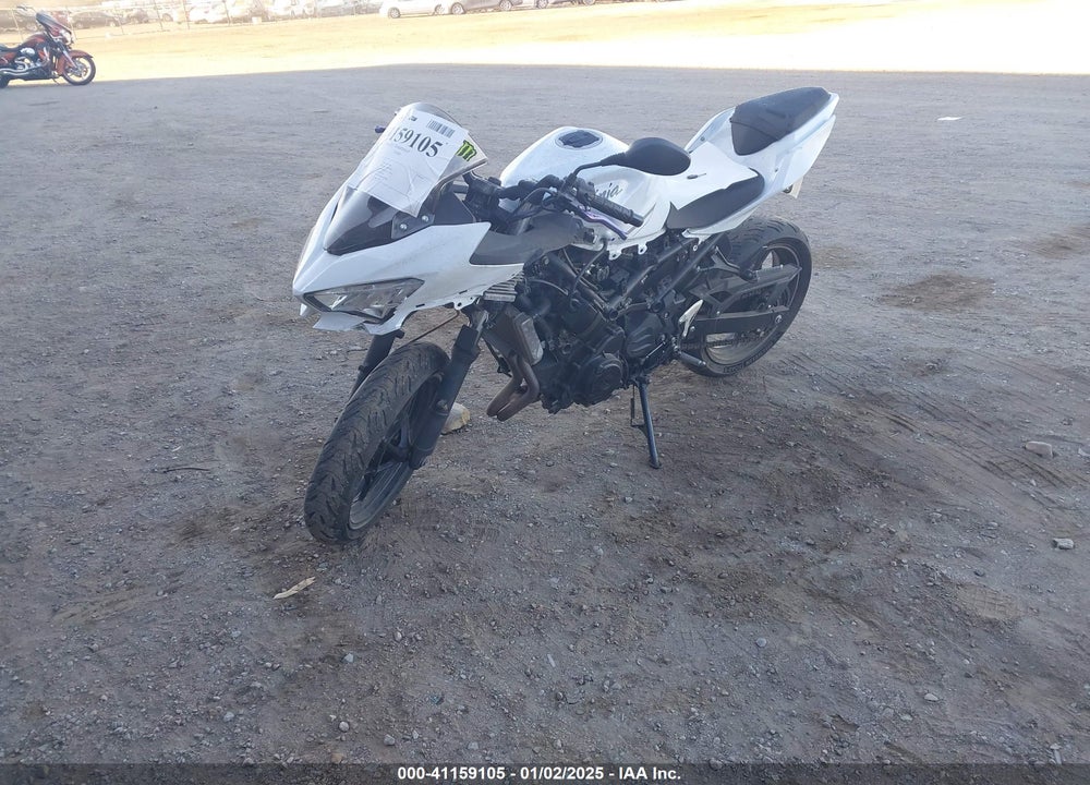 2023 KAWASAKI EX400 VIN: JKAEXKH14PDAN6193