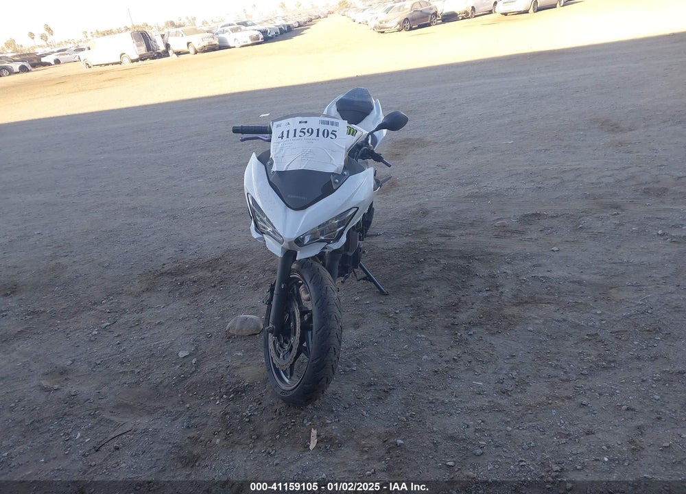 2023 KAWASAKI EX400 VIN: JKAEXKH14PDAN6193