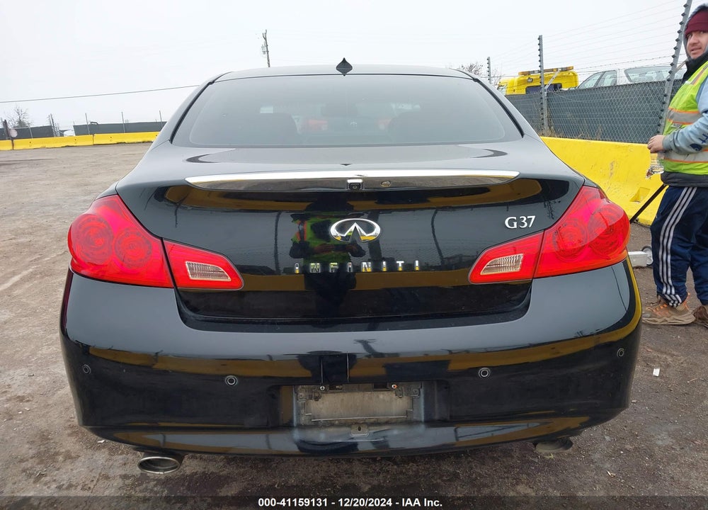2011 INFINITI G37 JOURNEY VIN: JN1CV6APXBM509329
