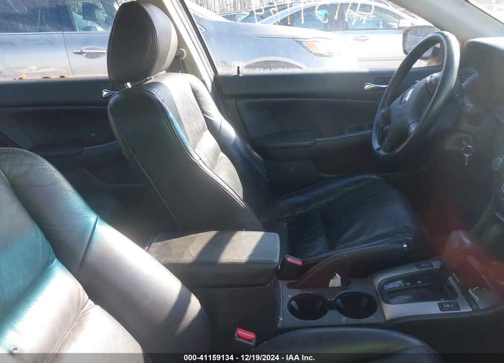 2004 HONDA ACCORD 2.4 EX VIN: 1HGCM56884A136356