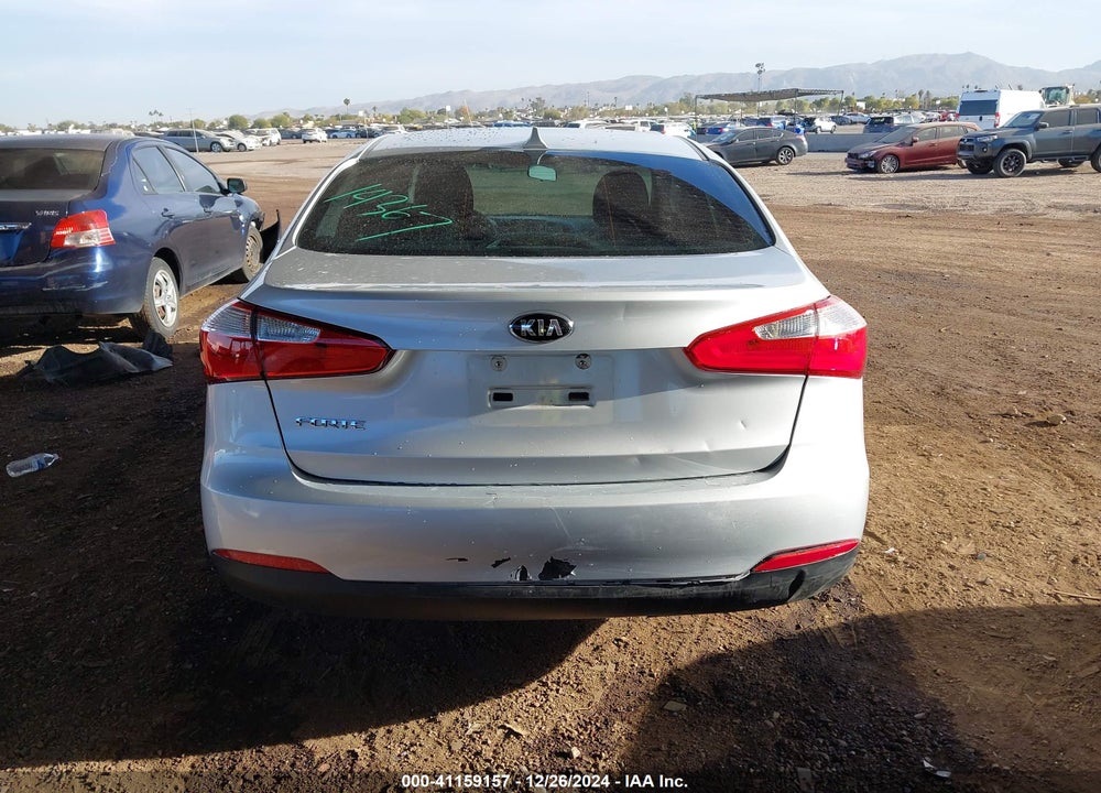 2016 KIA FORTE VIN: KNAFK4A6XG5449467