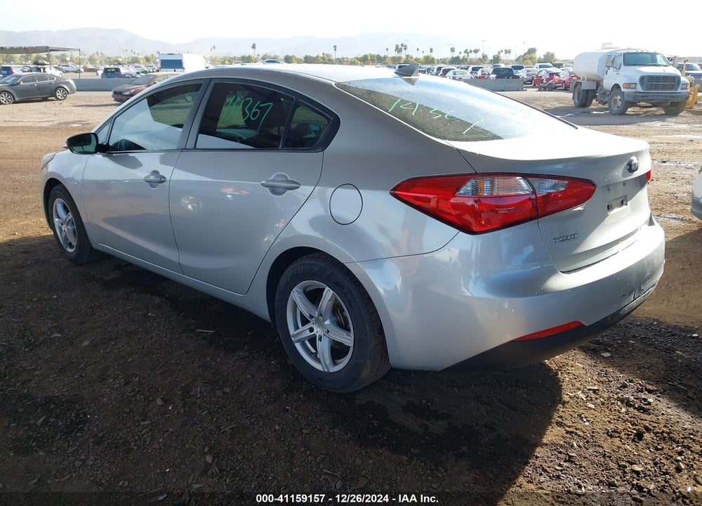2016 KIA FORTE VIN: KNAFK4A6XG5449467