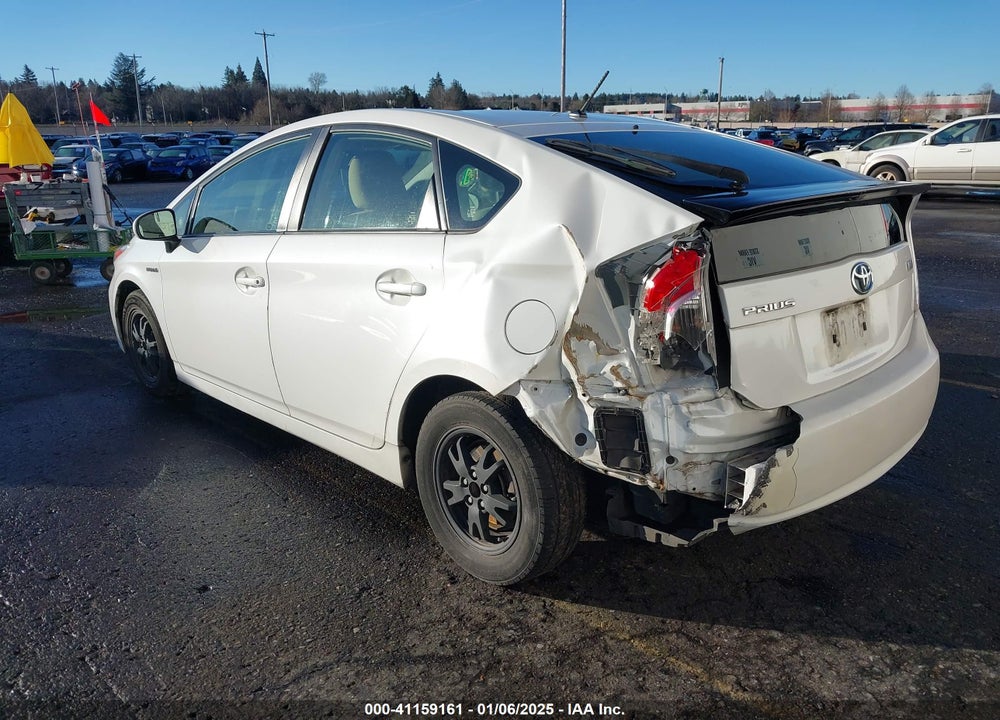 2013 TOYOTA PRIUS TWO VIN: JTDKN3DU0D5562191