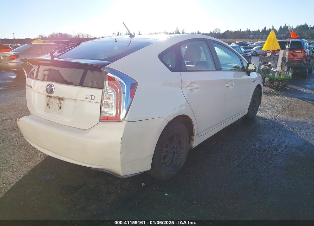 2013 TOYOTA PRIUS TWO VIN: JTDKN3DU0D5562191