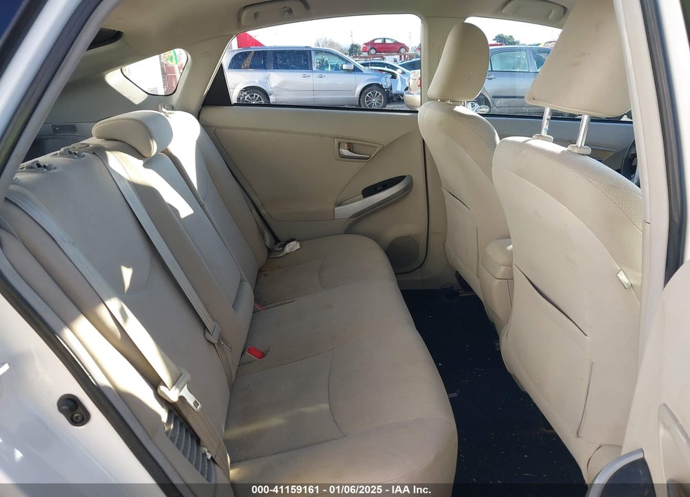 2013 TOYOTA PRIUS TWO VIN: JTDKN3DU0D5562191