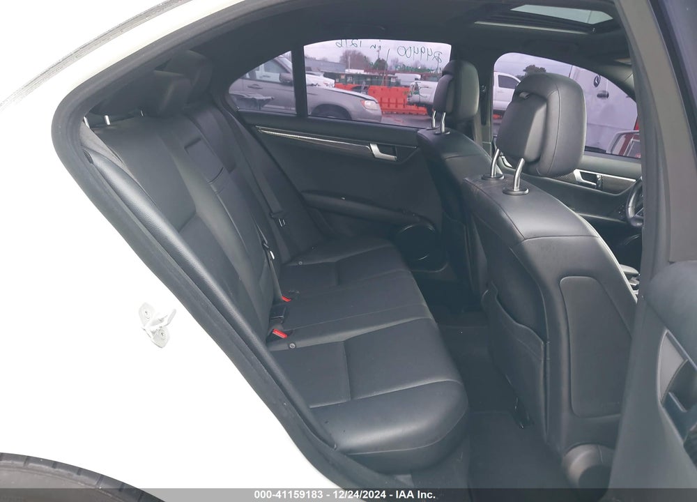 2012 MERCEDES-BENZ C 250 LUXURY/SPORT VIN: WDDGF4HB2CR211796