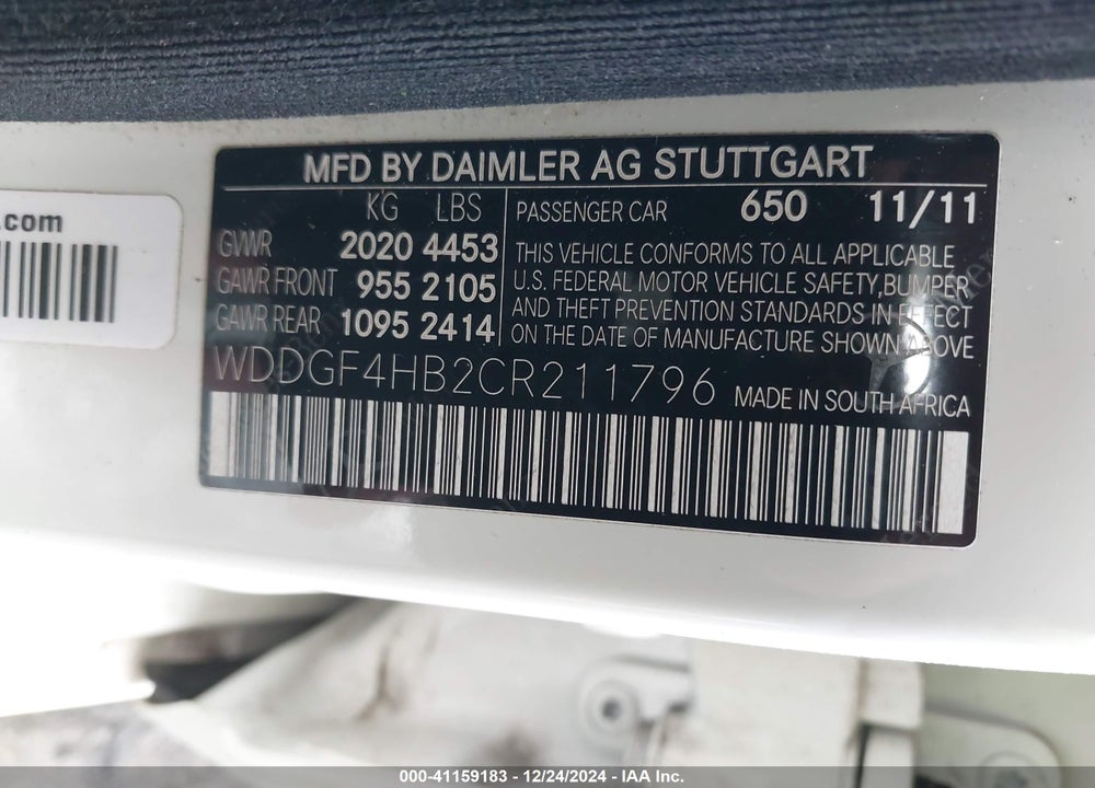 2012 MERCEDES-BENZ C 250 LUXURY/SPORT VIN: WDDGF4HB2CR211796