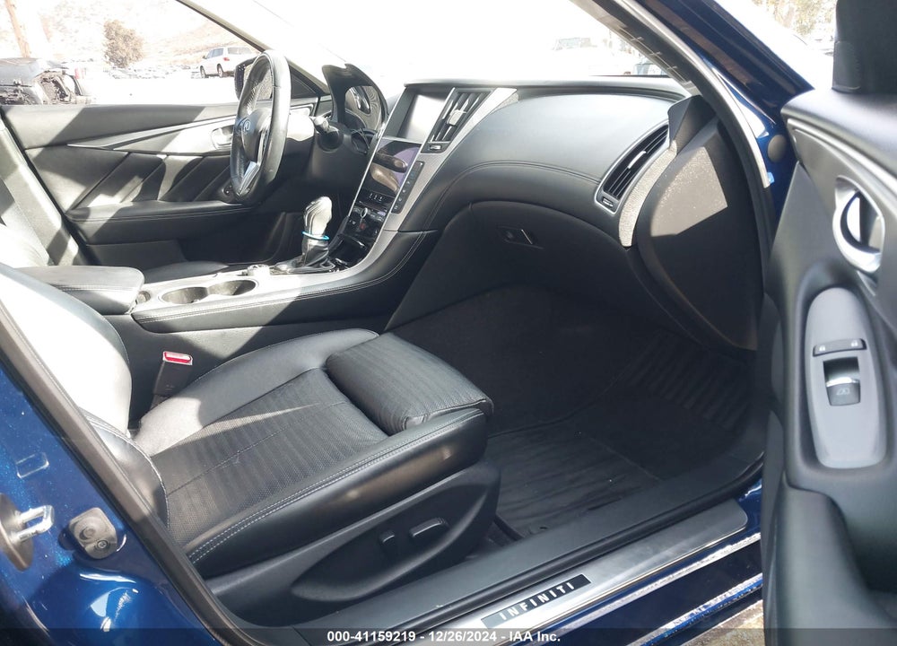 2019 INFINITI Q50 VIN: JN1EV7AP1KM542055