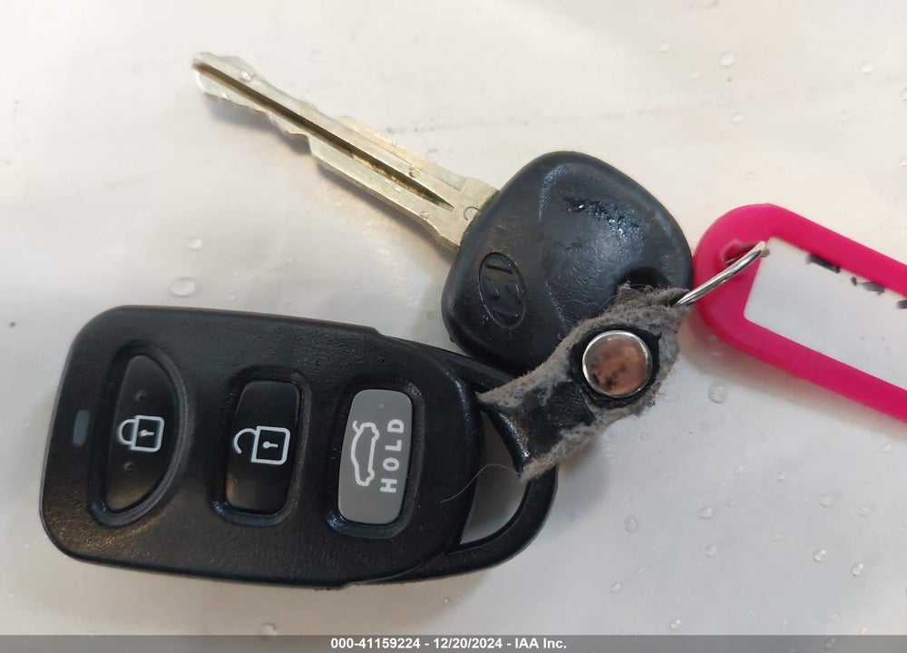 2018 HYUNDAI ELANTRA SE VIN: 5NPD74LF3JH267075