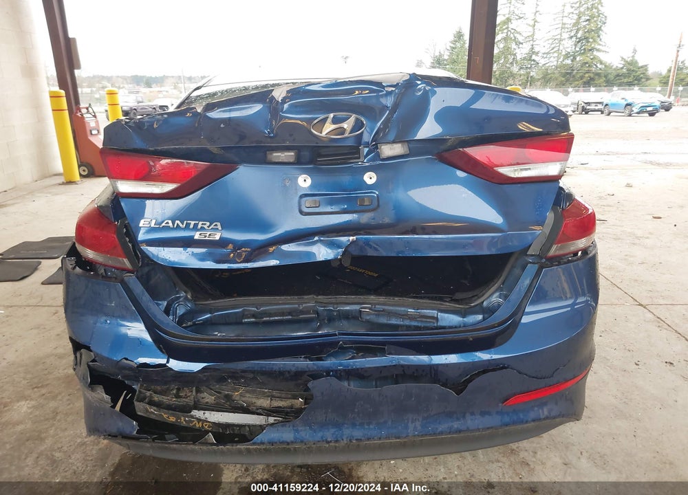 2018 HYUNDAI ELANTRA SE VIN: 5NPD74LF3JH267075