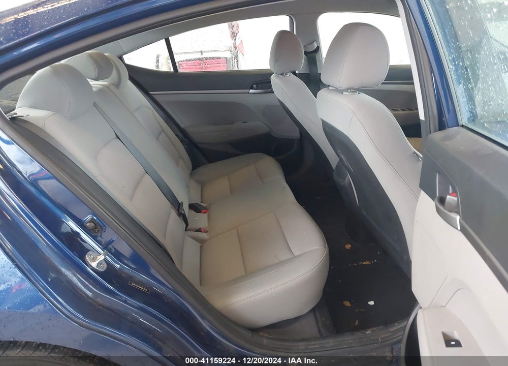 2018 HYUNDAI ELANTRA SE VIN: 5NPD74LF3JH267075
