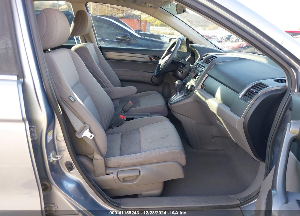 2008 HONDA CR-V LX VIN: JHLRE38368C023952