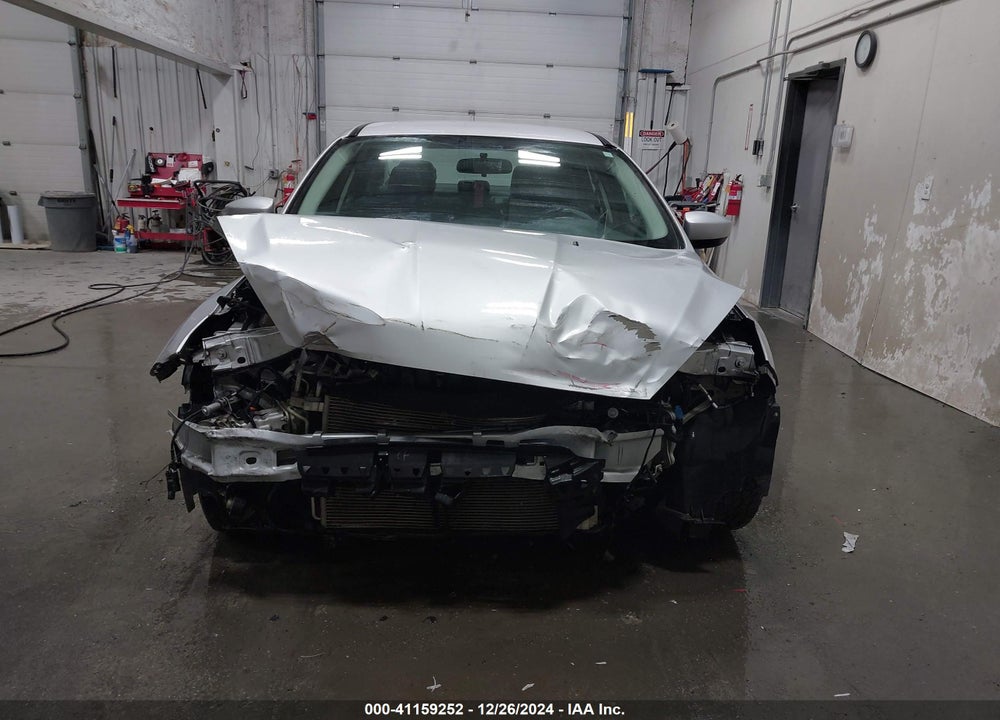 2018 FORD FOCUS SE VIN: 1FADP3F24JL295505