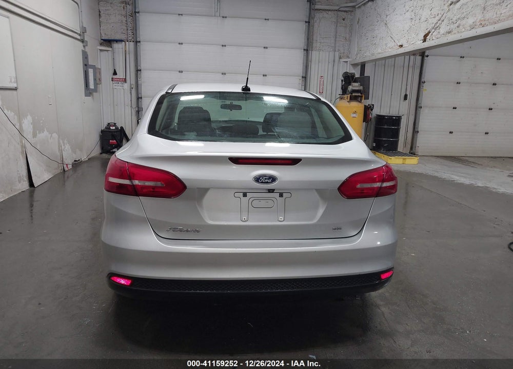 2018 FORD FOCUS SE VIN: 1FADP3F24JL295505