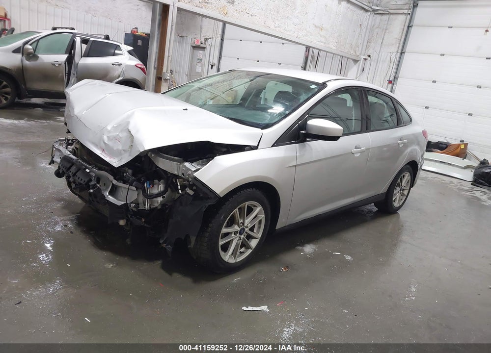 2018 FORD FOCUS SE VIN: 1FADP3F24JL295505
