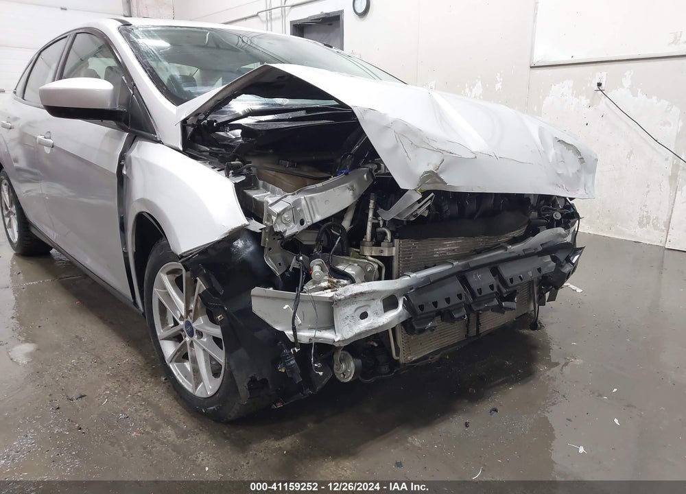 2018 FORD FOCUS SE VIN: 1FADP3F24JL295505