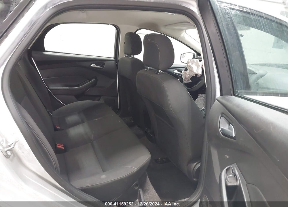 2018 FORD FOCUS SE VIN: 1FADP3F24JL295505