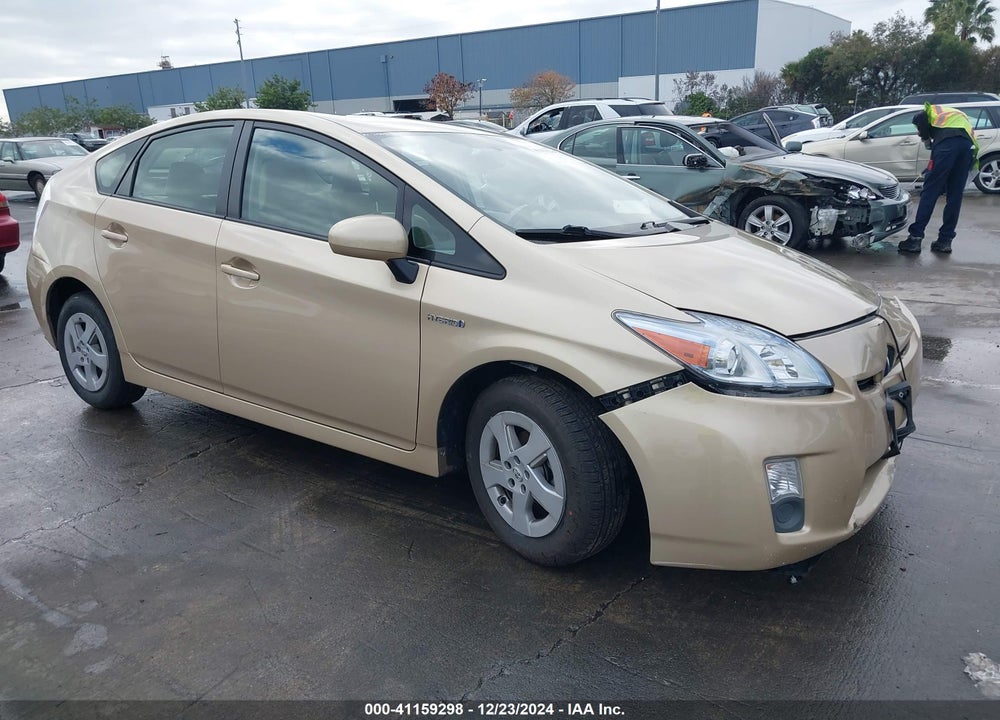 2011 TOYOTA PRIUS TWO VIN: JTDKN3DU2B1477955