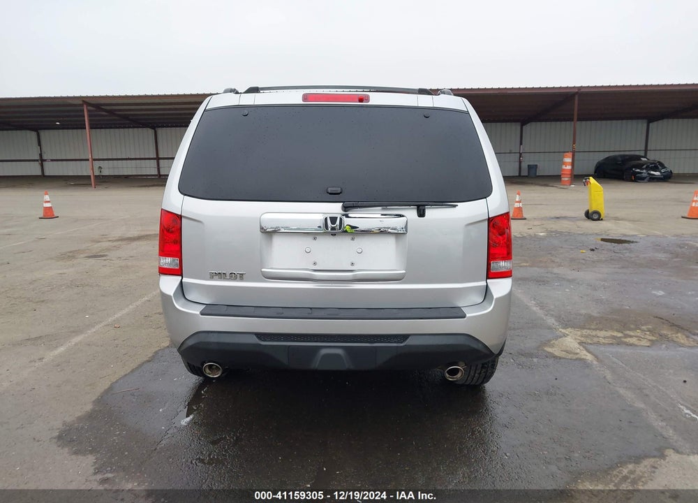 2013 HONDA PILOT EX VIN: 5FNYF3H49DB008079