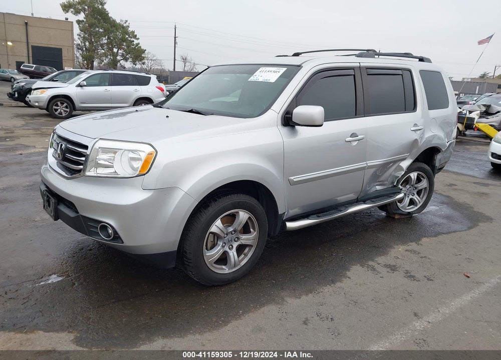 2013 HONDA PILOT EX VIN: 5FNYF3H49DB008079