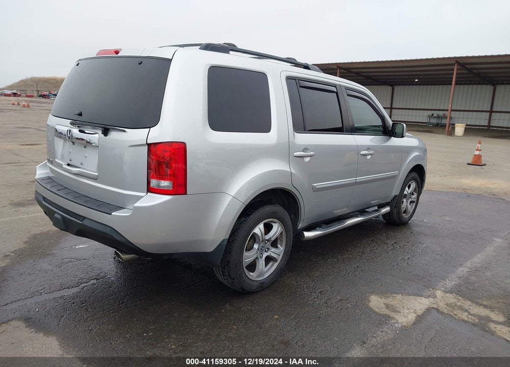 2013 HONDA PILOT EX VIN: 5FNYF3H49DB008079
