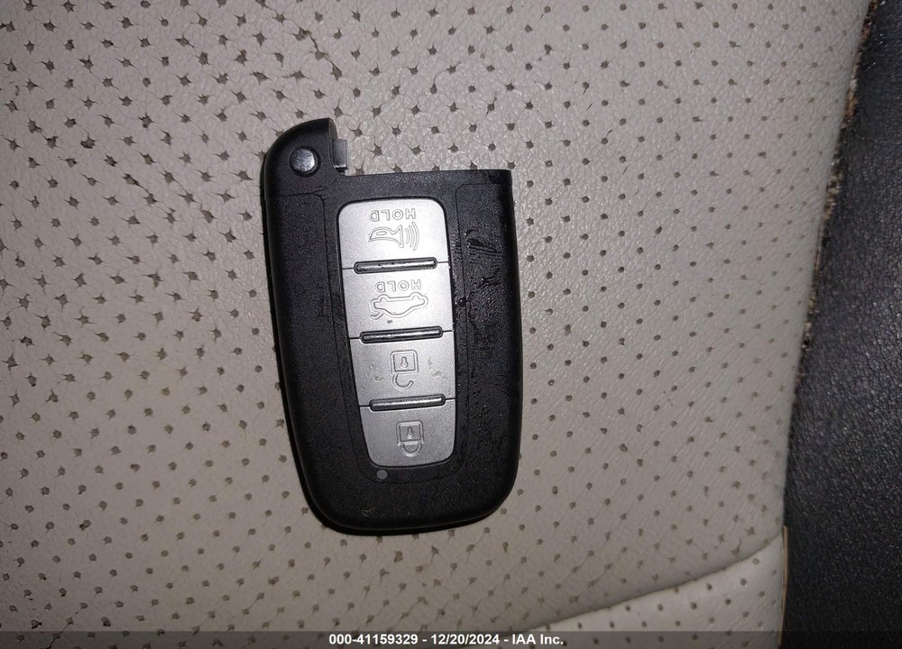 2012 KIA SORENTO SX V6 VIN: 5XYKW4A22CG258663
