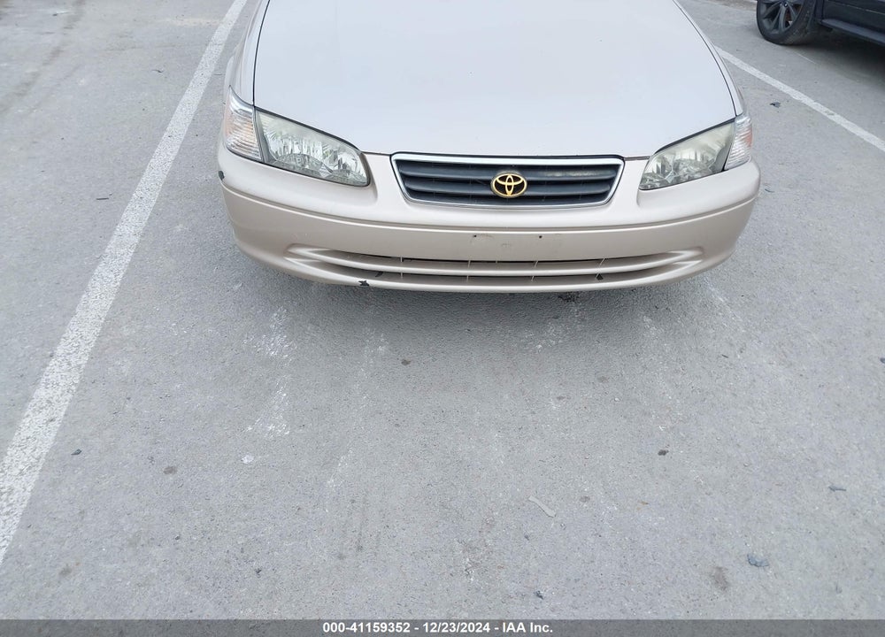 2000 TOYOTA CAMRY LE VIN: 4T1BG22K1YU622167