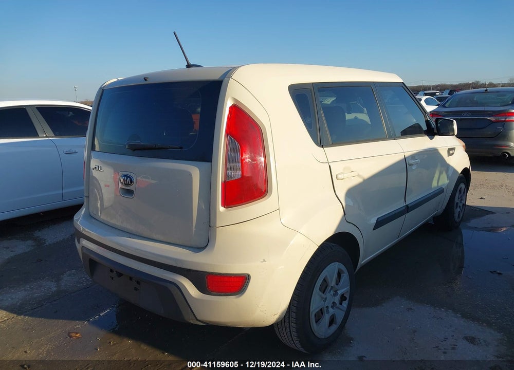 2013 KIA SOUL VIN: KNDJT2A5XD7756594