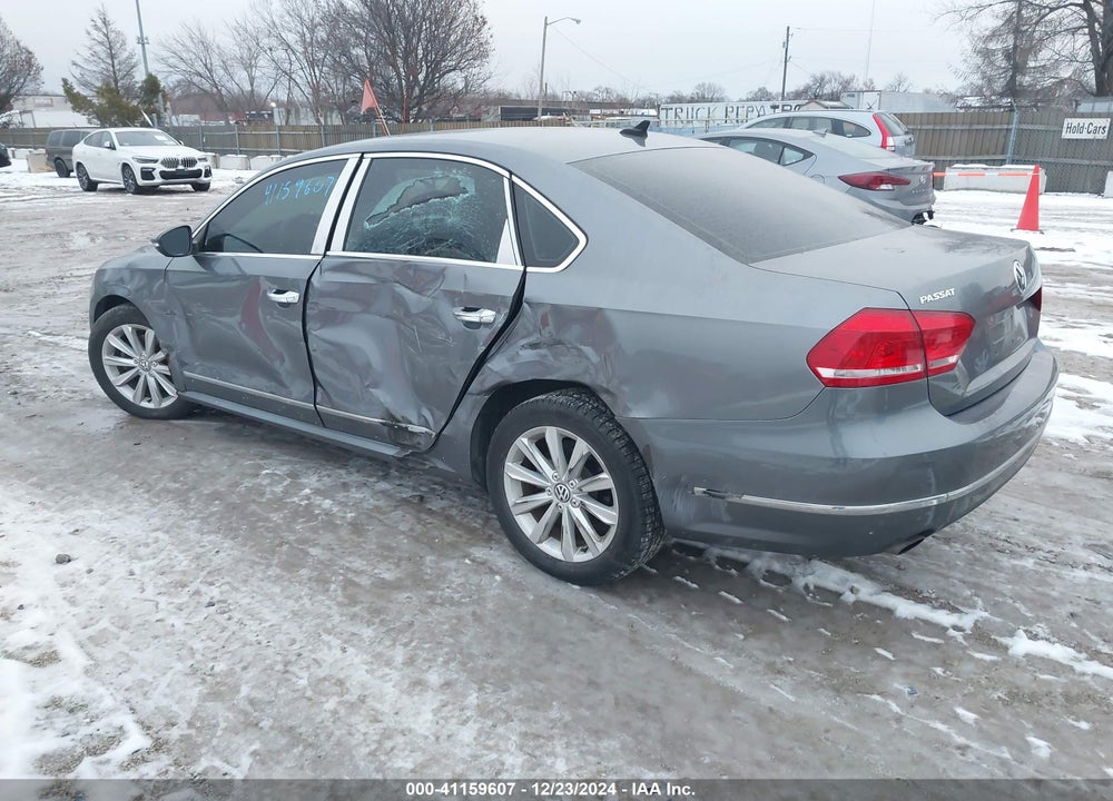 2012 VOLKSWAGEN PASSAT 2.5L SEL VIN: 1VWCH7A38CC035909