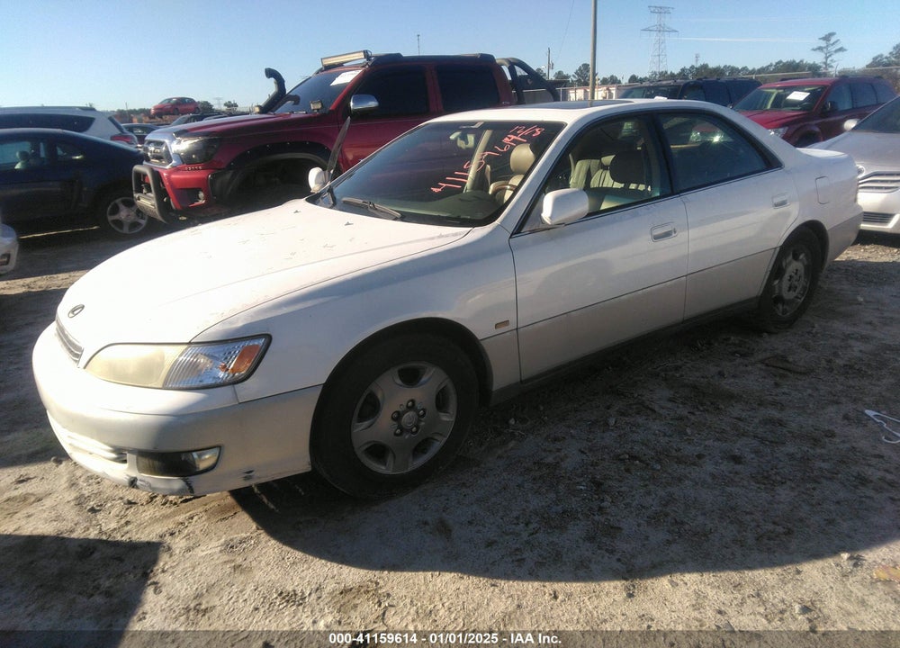 2001 LEXUS ES 300 VIN: JT8BF28GX10308569