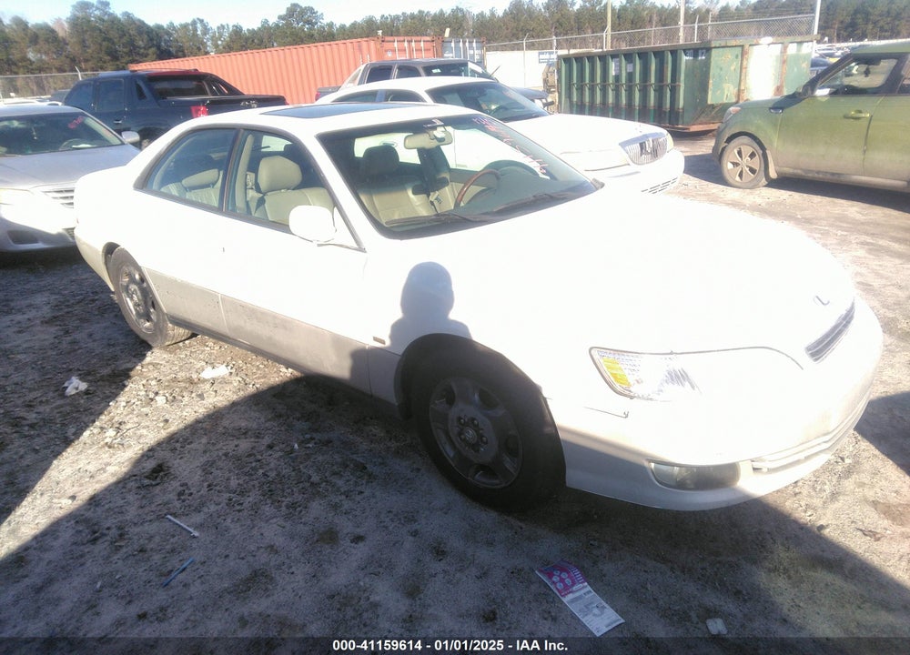 2001 LEXUS ES 300 VIN: JT8BF28GX10308569