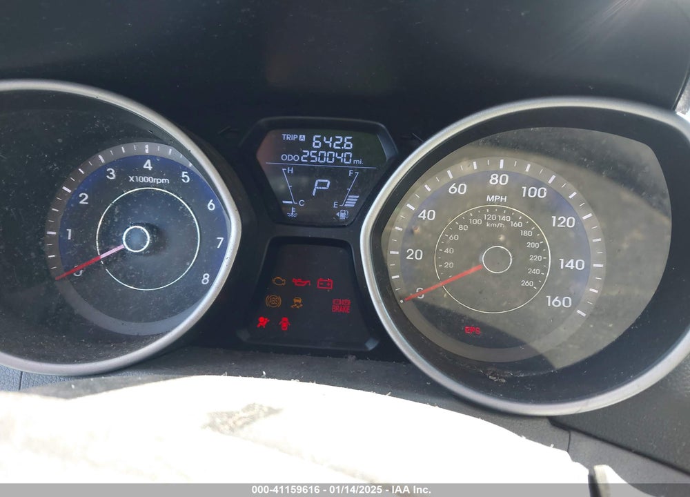 2012 HYUNDAI ELANTRA VIN: KMHDH4AE6CU320525