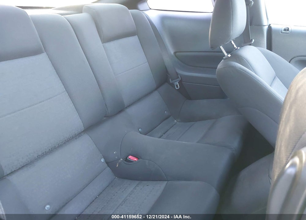 2005 FORD MUSTANG V6 DELUXE/V6 PREMIUM VIN: 1ZVFT80N655166378
